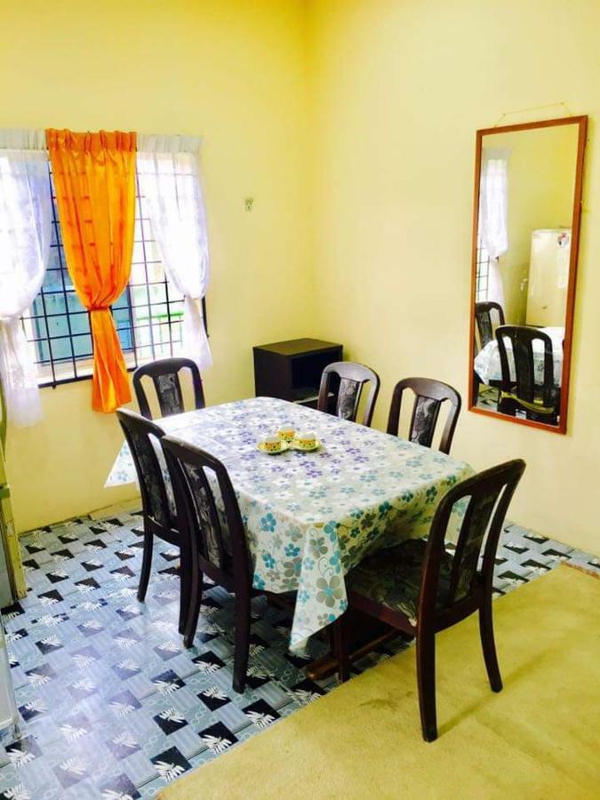 Homestay Bandar Pekan - Musleem Preferred Ngoại thất bức ảnh